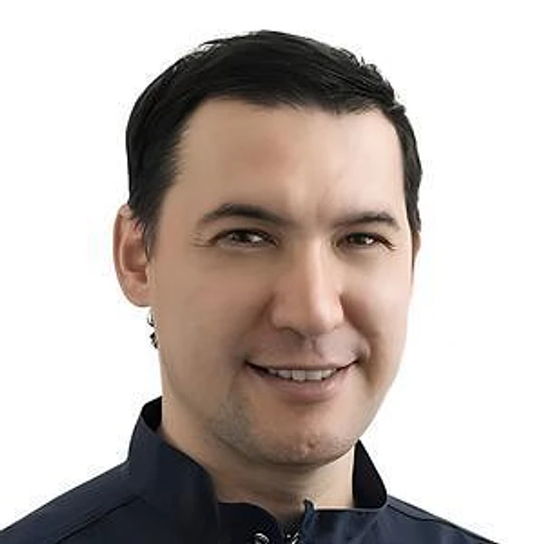 Рамазанов Рустам Дамирович — Стоматолог-имплантолог, Стоматолог-хирург, Москва